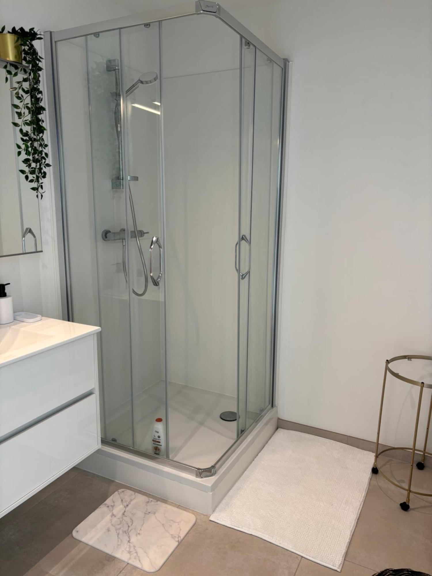 2 Bedrooms Luxury Apartment - Guillemins Liège Zewnętrze zdjęcie